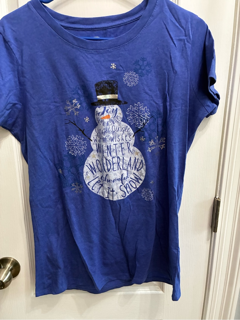 NWOT Snowman T shirt